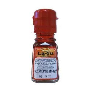 S&B Sesame Chili Oil With Chilli Pepper - La Yu 33ml